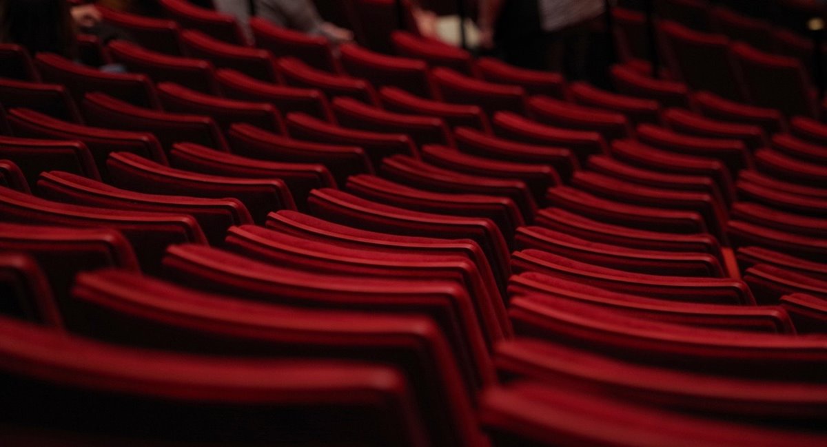 article thumb - theatre seats