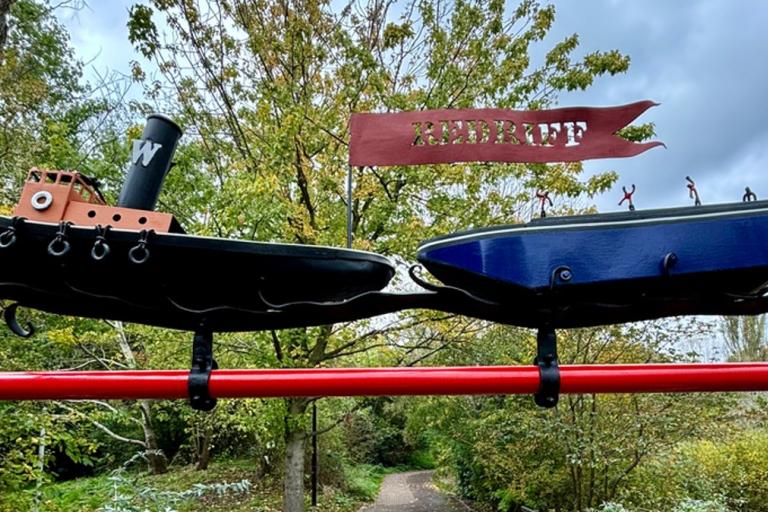 Redriff footbridge artwork - two boats