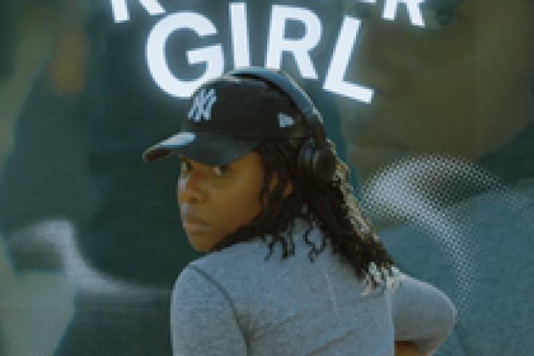 RUNNER GIRL