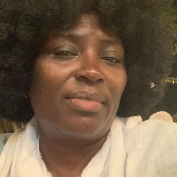 Poet Ophelia Bellio reads from Breath and Other Poems and shares the stories behind her work in a Q&A session. Suitable for adults.